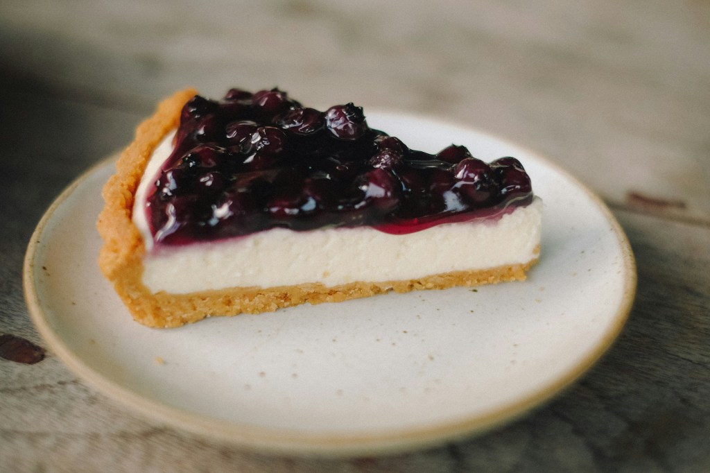 Easy Keto No-Bake Blueberry&nbsp;Cheesecake